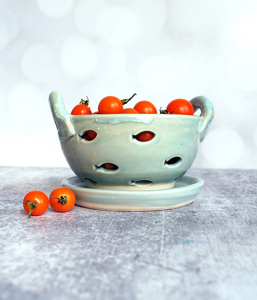Berry Bowl - Aqua Fish Design with saucer