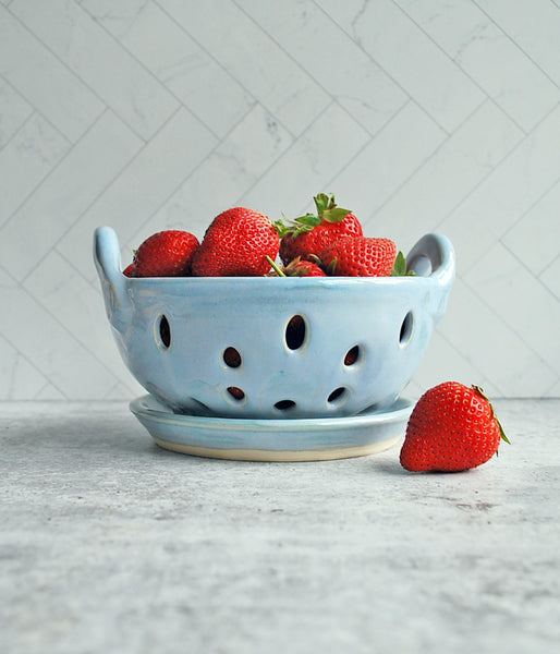 Berry Bowl - Large Blue with saucer