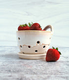 Berry Bowl - Medium White with saucer