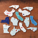 State Ornament - Lace - Made to OrderColorful State Heart Christmas Ornament - handmade with clay, with an imprinted lace pattern. Made to order just for you, will ship in 1-2 weeks.
**When ordering, pl